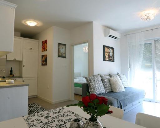 Sarsoni Apartment | 7th Heaven