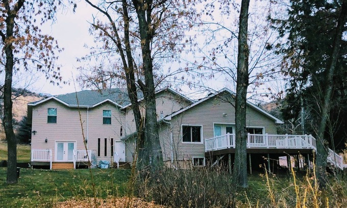 Inkom House | 8 Bedroom, 5 1/2 Bathroom Vacation Home Near Lava Hot Springs Idaho