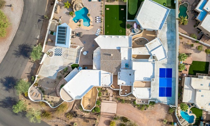 Gold Canyon House | 8 Bedroom, 6 Baths, Double Water slide Pool, Pickleball Court