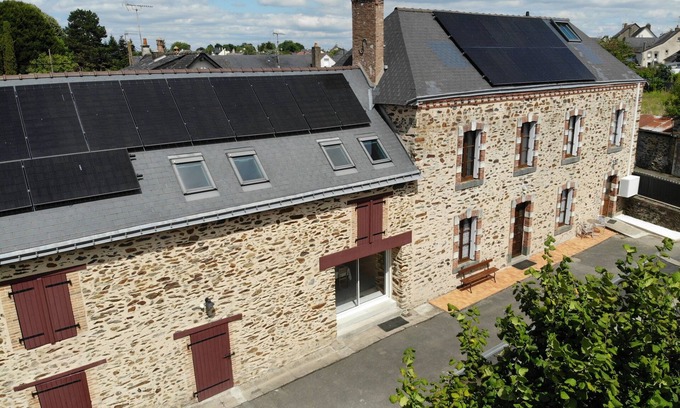 L'Huisserie House | 8-bedroom house, ideal for family gatherings or other events