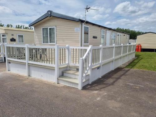 Chapel Saint Leonards Other | 8 BERTH DELUXE CARAVAN PG31