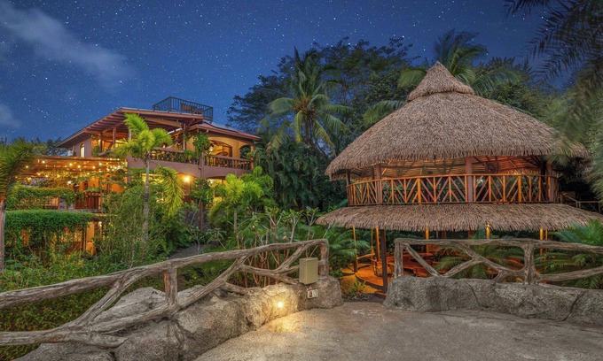 Junquillal Resort | 8 Luxury homes in a Private Oasis at Balu Retreat Center