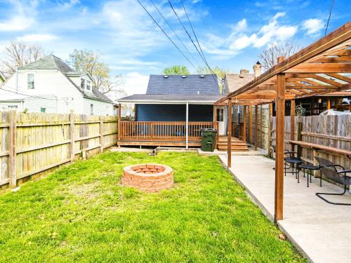 Jeffersonville - Clarksville House | 8 Mi Louisville New Albany Home