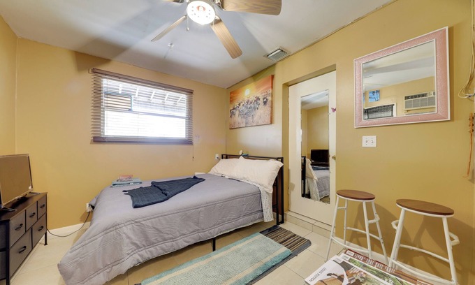North Lauderdale Apartment | 8 Mi to Beach: Pet-Friendly Fort Lauderdale Studio