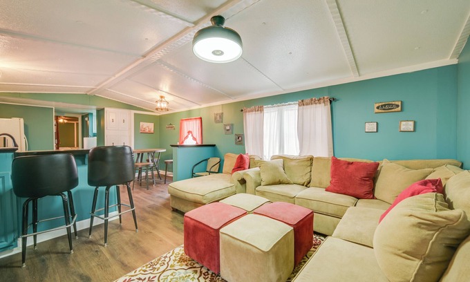 Crisp House | 8 Mi to Dtwn Greenville: Pet-Friendly Family Home!