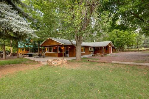 Pine House | 8 Mi to Fossil Springs Trailhead Pine Retreat!