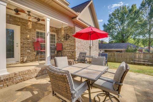 Tuscaloosa House | 8 Mi to University of Alabama Family Home with Yard