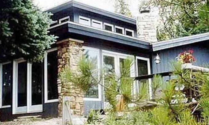 Sturgeon Bay House | 8 Miles Of Sand Beach To Explore ~ Outstanding Sunset Views Over The Lake!