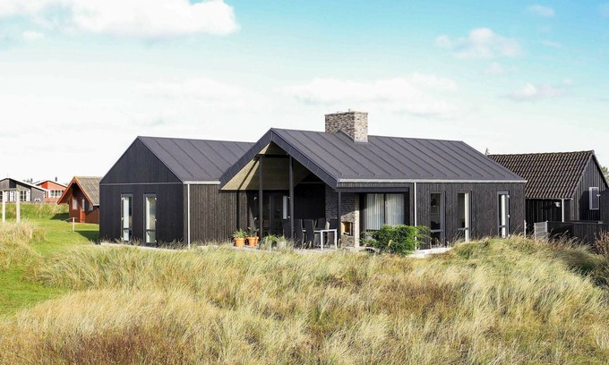 Nørre Lyngvig House | 8 person holiday home in Hvide Sande
