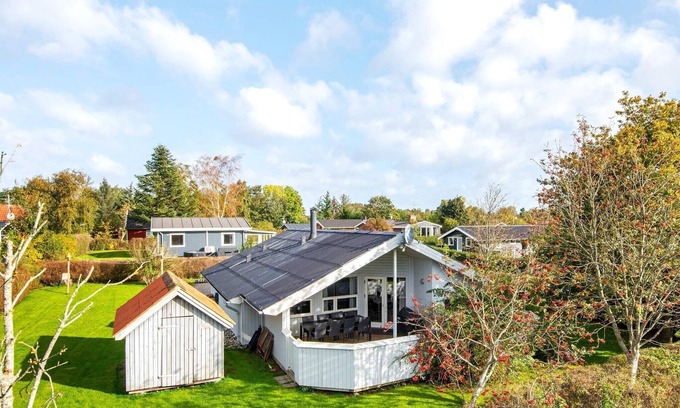 Pøt Strandby House | 8 person holiday home in Juelsminde-By Traum