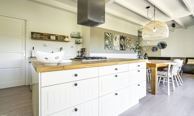 Groot Valkenisse House | 8 person Holiday home in Zoutelande