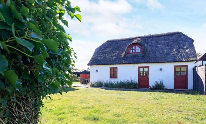 Blokhus House | 8 person holiday home in Blokhus