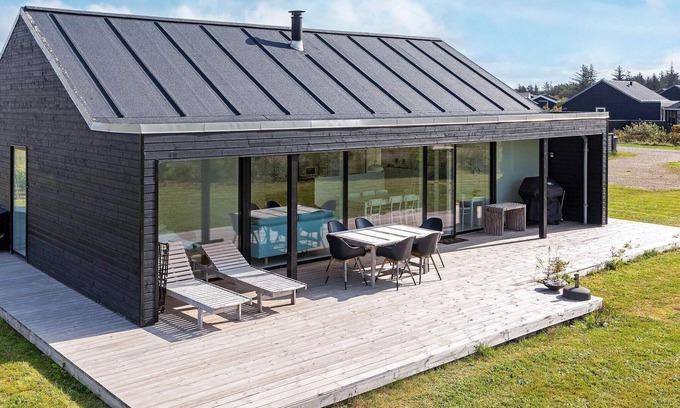 Tranum House | 8 person holiday home in Brovst-By Traum