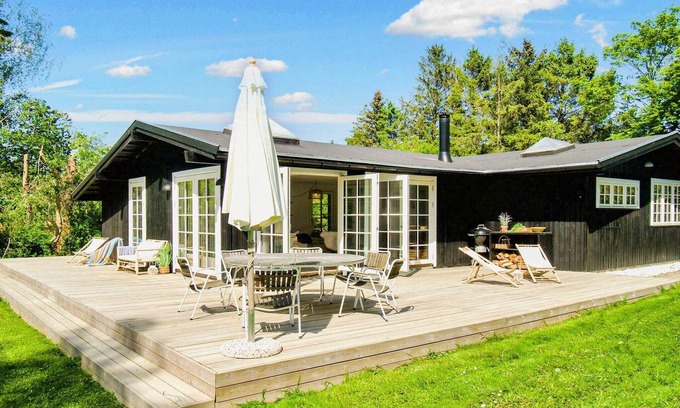 Holloselund House | 8 person holiday home in Vejby-By Traum