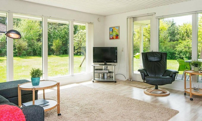 Lystrup House | 8 person holiday home in Egå