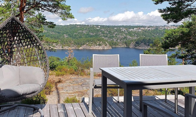 Risor House | 8 person holiday home in Risør-By Traum
