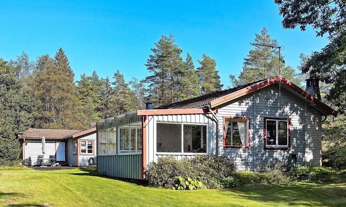 Henan House | 8 person holiday home in HENÅN