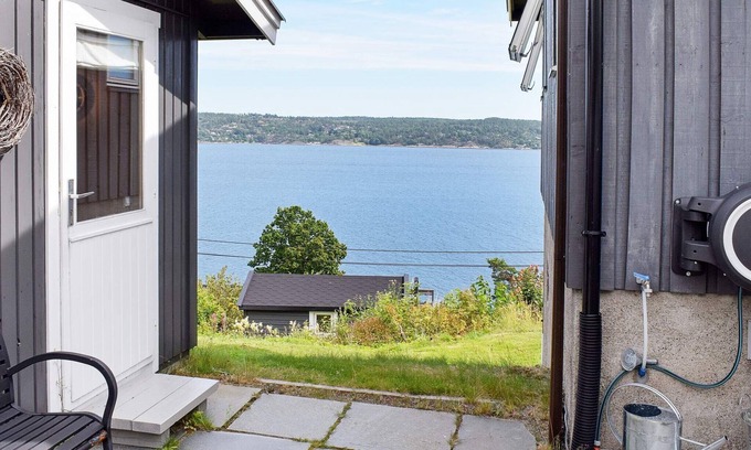 Hurum House | 8 person holiday home in Filtvet