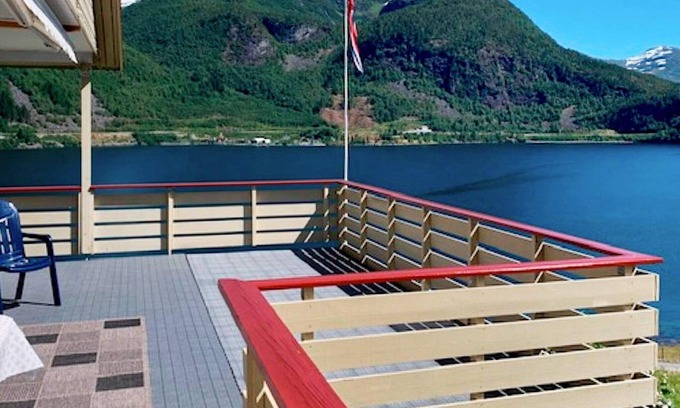 Volda House | 8 person holiday home in Austefjorden