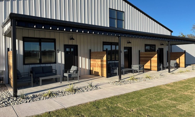 Dennis House | 8 Private Bungalow Suites @ Barndo Bungalows in Granbury, TX! Sleeps 26
