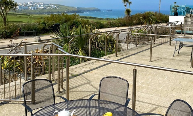 Newquay Cottage | 8 Zinc - an apartment that sleeps 4 guests in 2 bedrooms