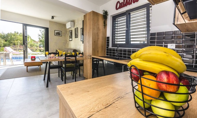 Srima Apartment | 80 m² Apartment ∙ 2 bedrooms ∙ 6 guests