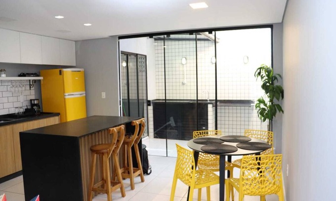 Nacoes House | 800 meters from the beach. Complete comfort and privacy.