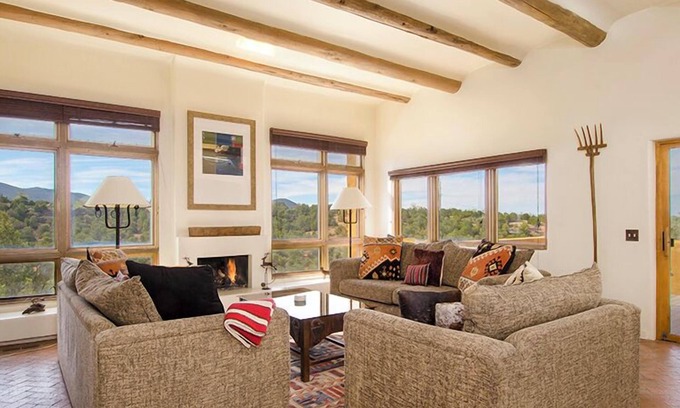 Northeast Santa Fe House | 800 East Elegance in Santa Fe