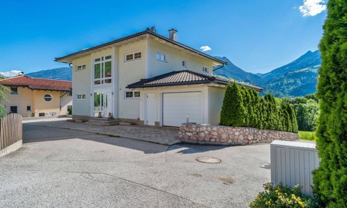Hart im Zillertal House | 80m ² apartments with south-facing terrace