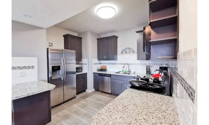 Paradise Valley Apartment | 8404 - Spacious Apartment with A/C & Elevator near SFO