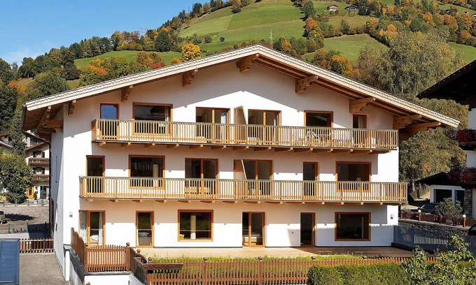 Thumersbach Apartment | 85 m² Apartment ∙ 3 bedrooms ∙ 8 guests