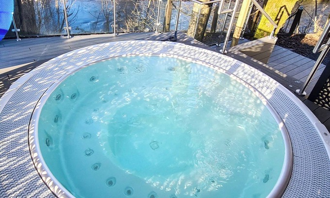 Kilwinning Cottage | 9 bedroom accommodation in Kilwinning, near Ayr