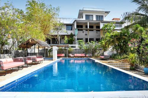 Central Mui Ne Beach Villa | 9 Bedroom Villa Mui Ne With Private Pool