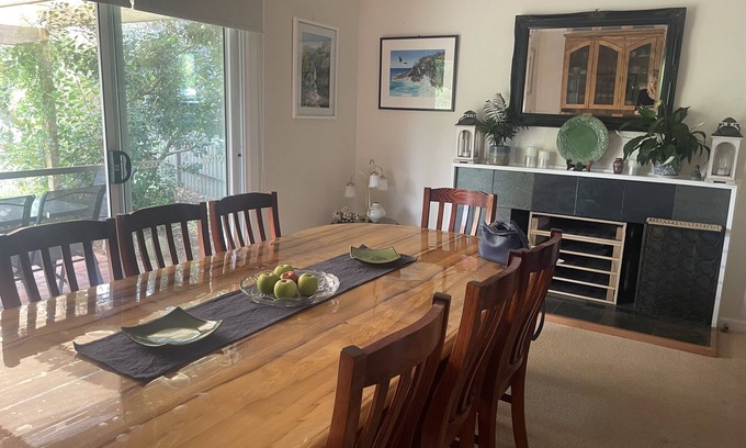 Myrtleford House | 9 Bird Avenue