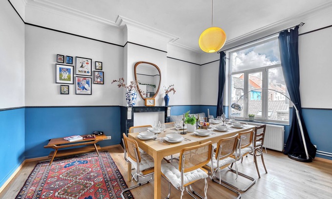 Brussels House | 9/Comenstay.be/220m2 Vintage FOUR APTS @CityCenter Townhouse Big Groups 20+ppl