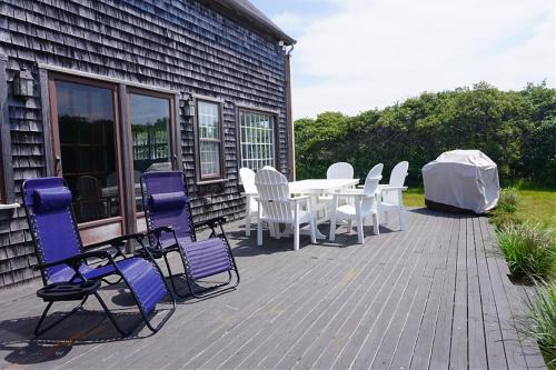 Tom Nevers House | 9 Green Hollow Road