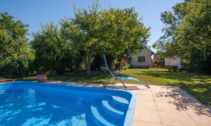 Balatonkeresztur Apartment | 90 m² Apartment ∙ 3 bedrooms ∙ 8 guests
