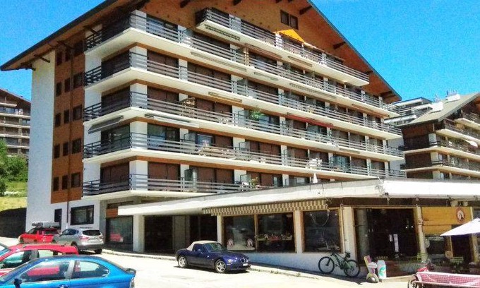 Saint-Pierre-de-Clages Apartment | 90 m² Apartment ∙ 3 bedrooms ∙ 6 guests