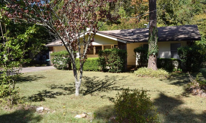 Hot Springs Village House | 90SantWy | Lake Cortez Area Home | Sleeps 4