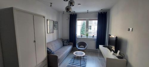 Boleslawiec Apartment | 91 kroków - 91 steps