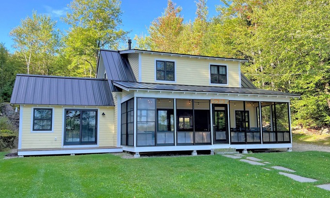Whitefield House | 91WR Lake vibes and views at this waterfront home in the White Mountains! Dog Friendly!