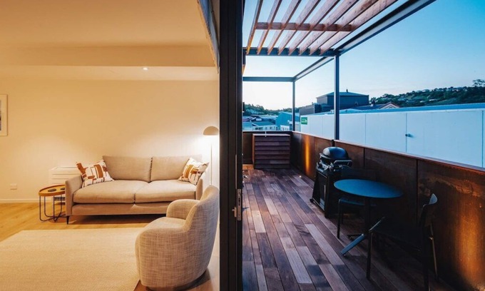 Nelson South Apartment | 95 Hardy Street Apartment 4