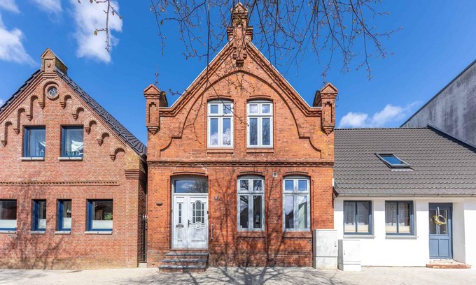 Husum House | 95 m² House ∙ 2 bedrooms ∙ 4 guests