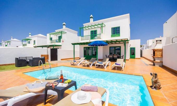 Playa Blanca Villa | 95 m² Villa ∙ 3 bedrooms ∙ 6 guests