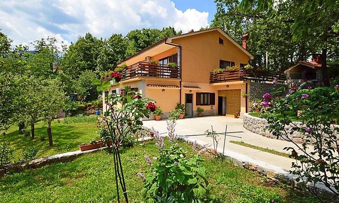 Mihotici Apartment | 97 m² Apartment ∙ 2 bedrooms ∙ 5 guests