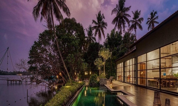 Kumbalam Villa | 976 Panangad