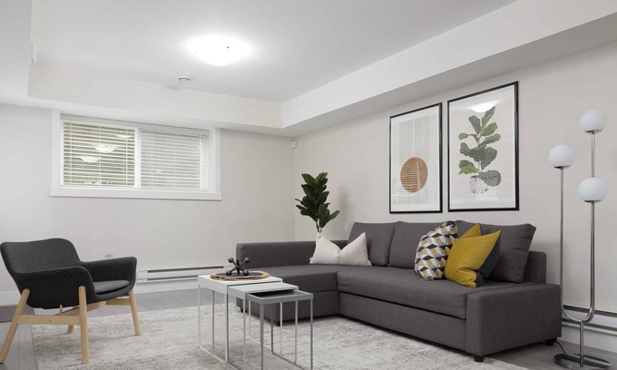Lynn Valley Apartment | 995 Shakespeare