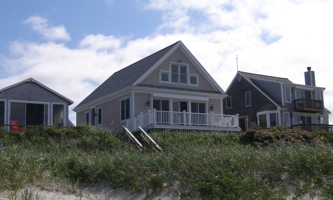 East Sandwich Cottage | 99B North Shore Blvd - Waterfront cottage w. panoramic views from deck