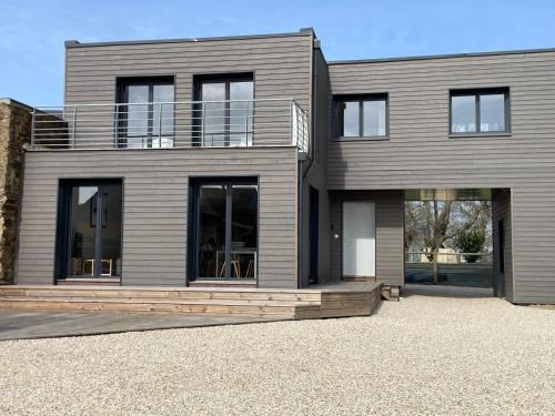 Saint-James House | A 15km du Mont-Saint Michel