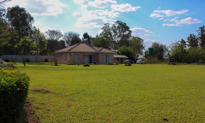 Bulawayo House | A 3 bed sanctuary for peace and relaxation.